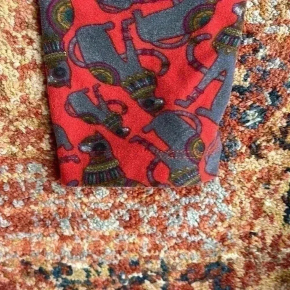 Lularoe So unique women’s Leggins. - Picture 8 of 8